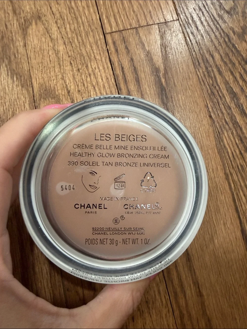 CHANEL Black Compact Bronzer & Contour